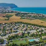 Feriehus Costa - - *
